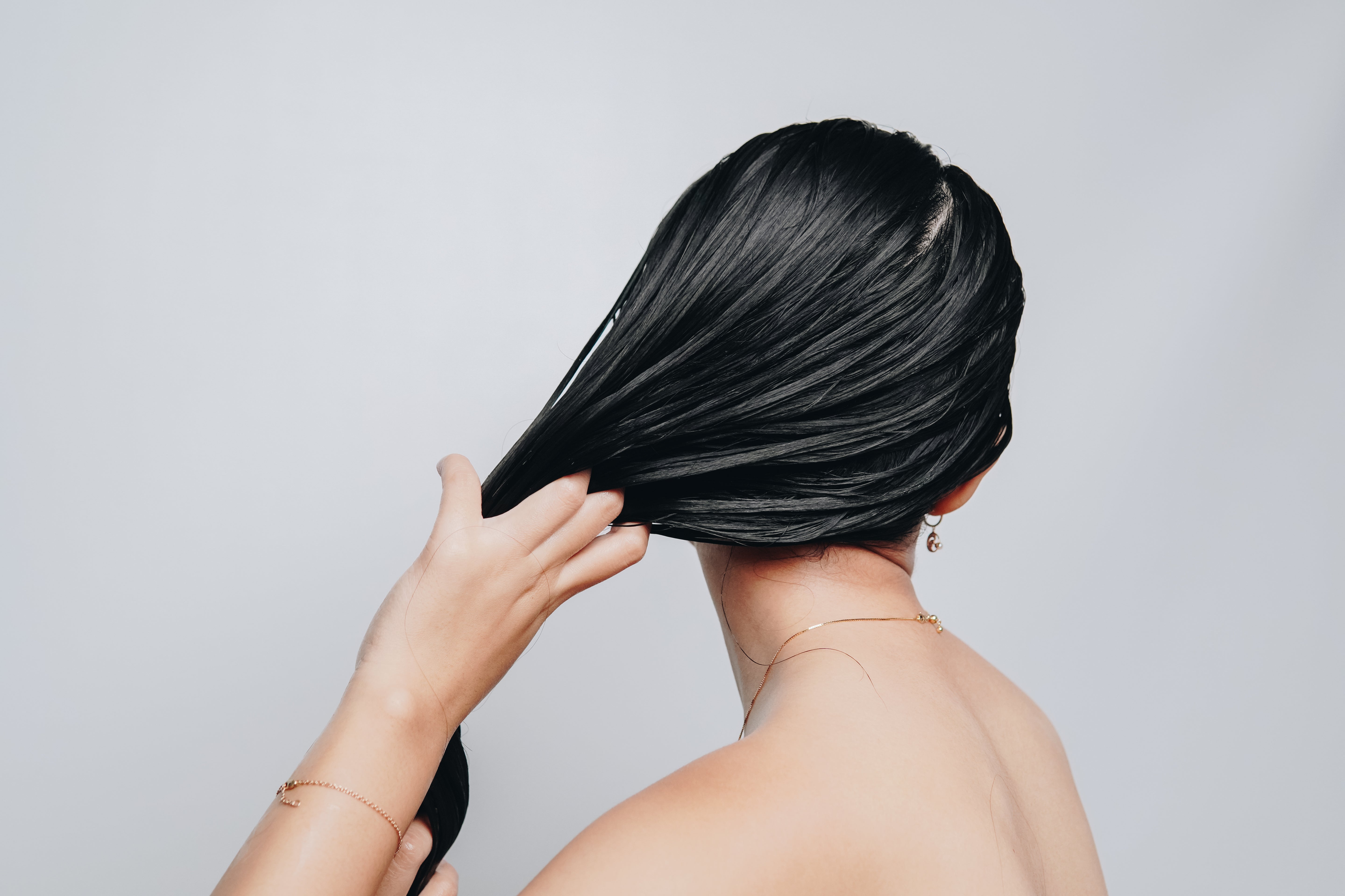 Capelli Post Inverno: Guida al Recupero della Salute