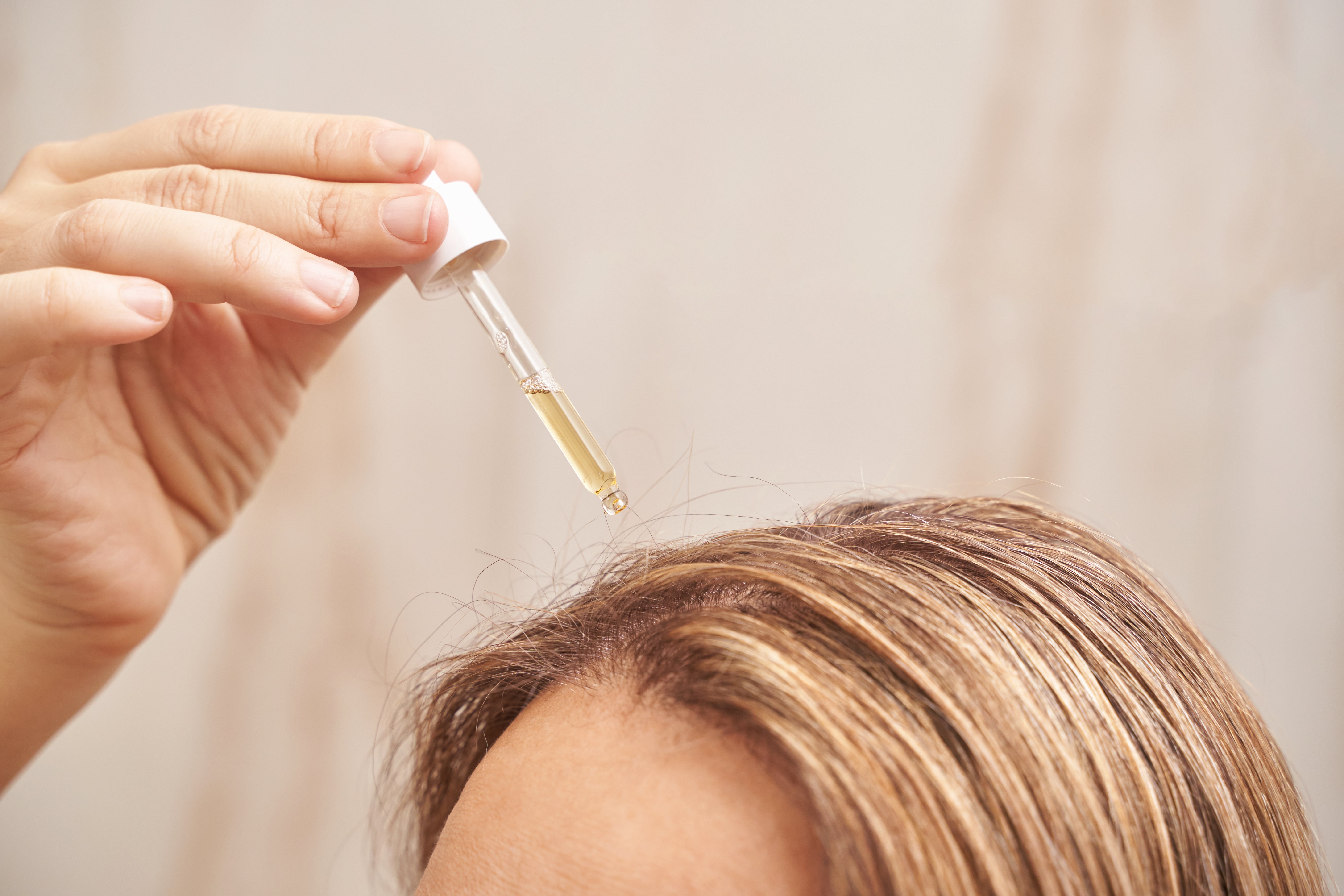 Miglior Olio Capelli 2024: Guida Completa all'Acquisto
