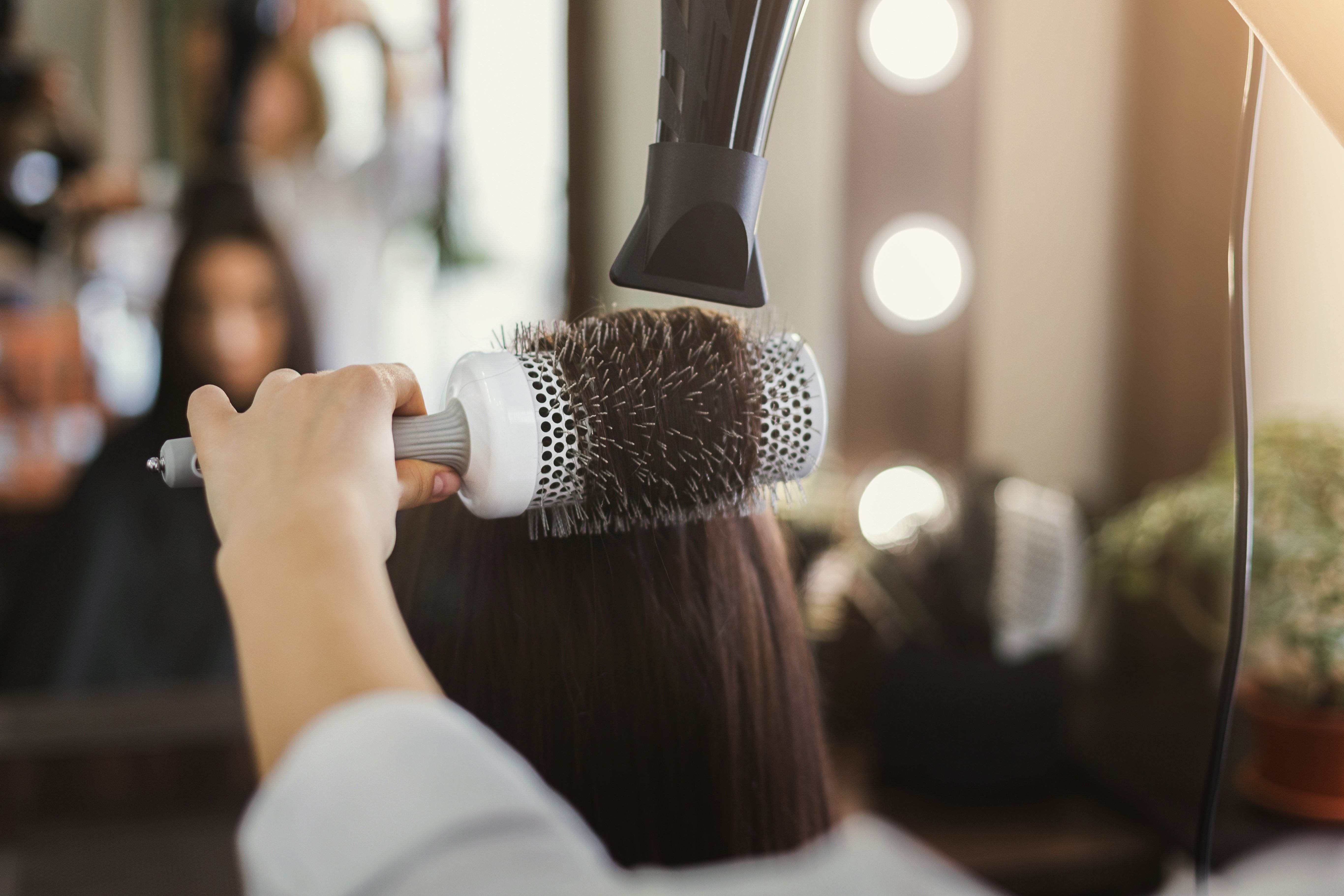 Capelli Biondi Inverno Luminosi: Guida Completa